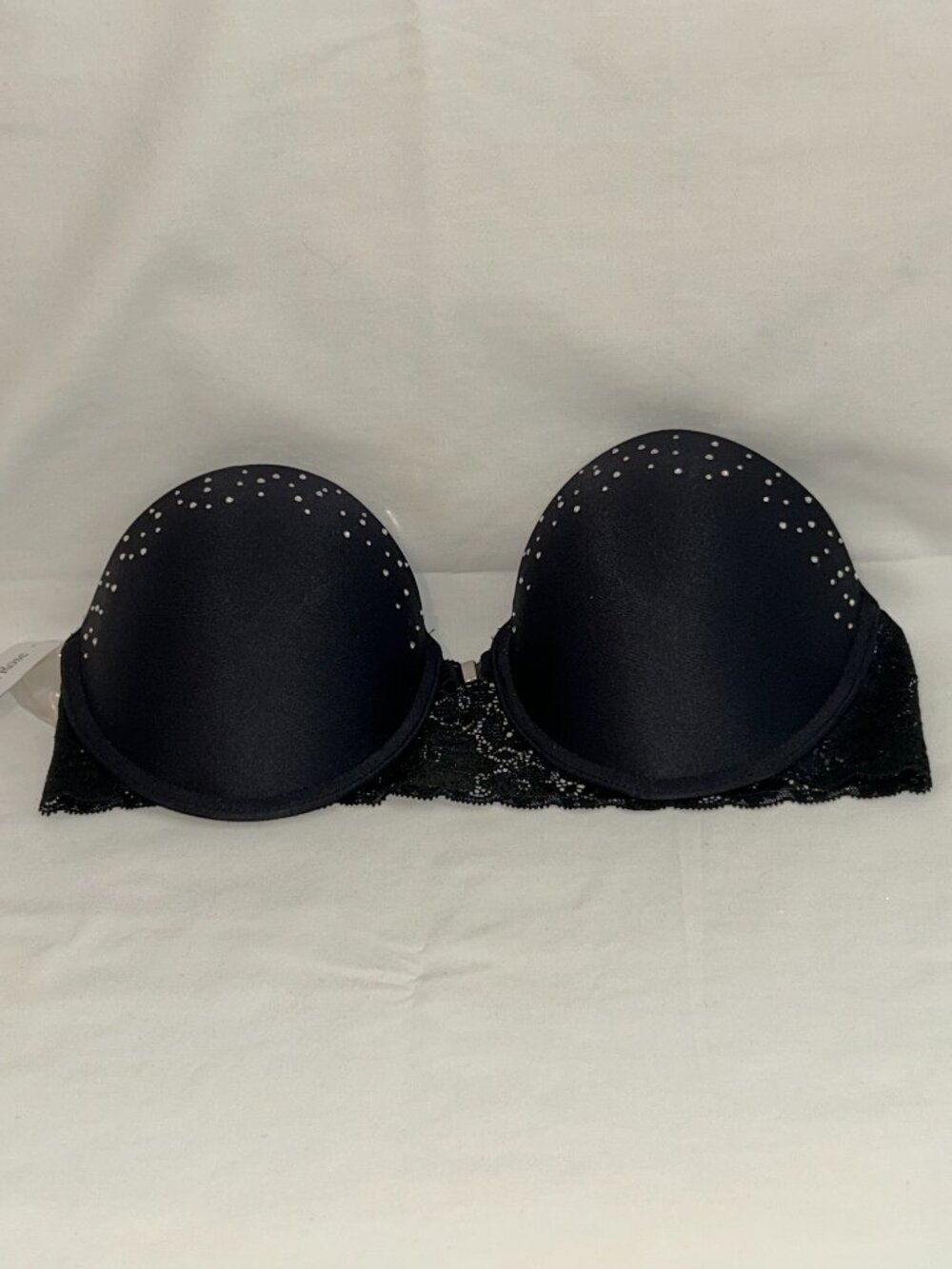 NWT La Vie en Rose push up bra. Size 36B